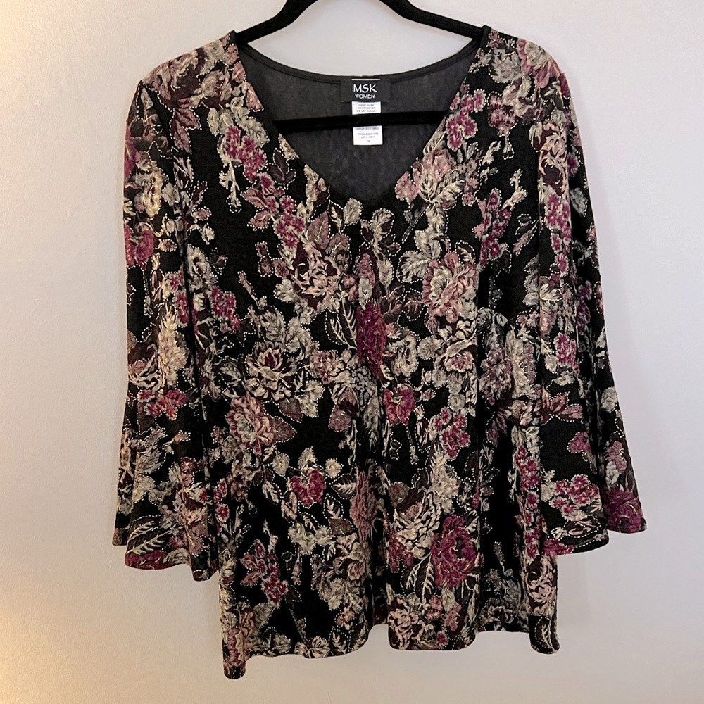 MSK Women blouse with bell sleeves size 1X